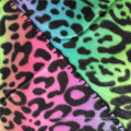 Couverture polaire à imprimé guépard coloré